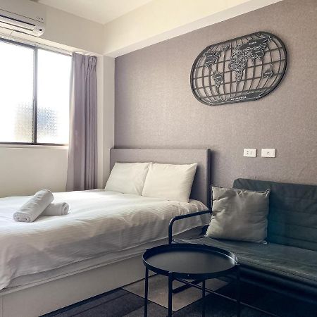 Fengjia Sleep Hotel Тайджун Екстериор снимка