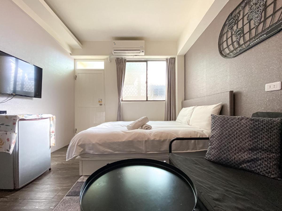 Fengjia Sleep Hotel Тайджун Екстериор снимка
