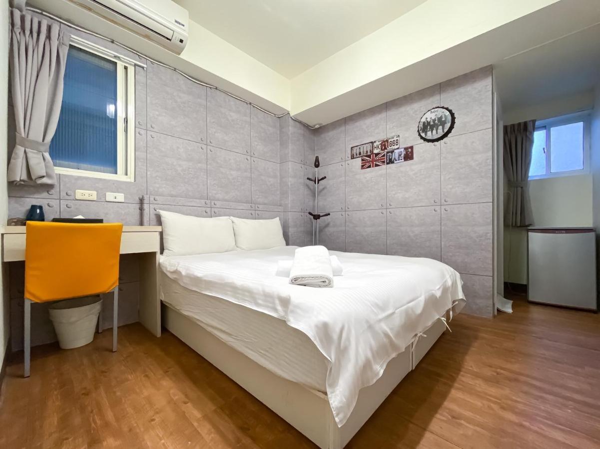 Fengjia Sleep Hotel Тайджун Екстериор снимка