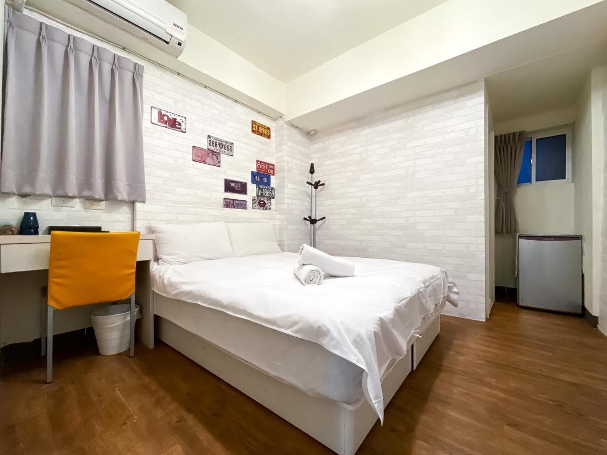 Fengjia Sleep Hotel Тайджун Екстериор снимка