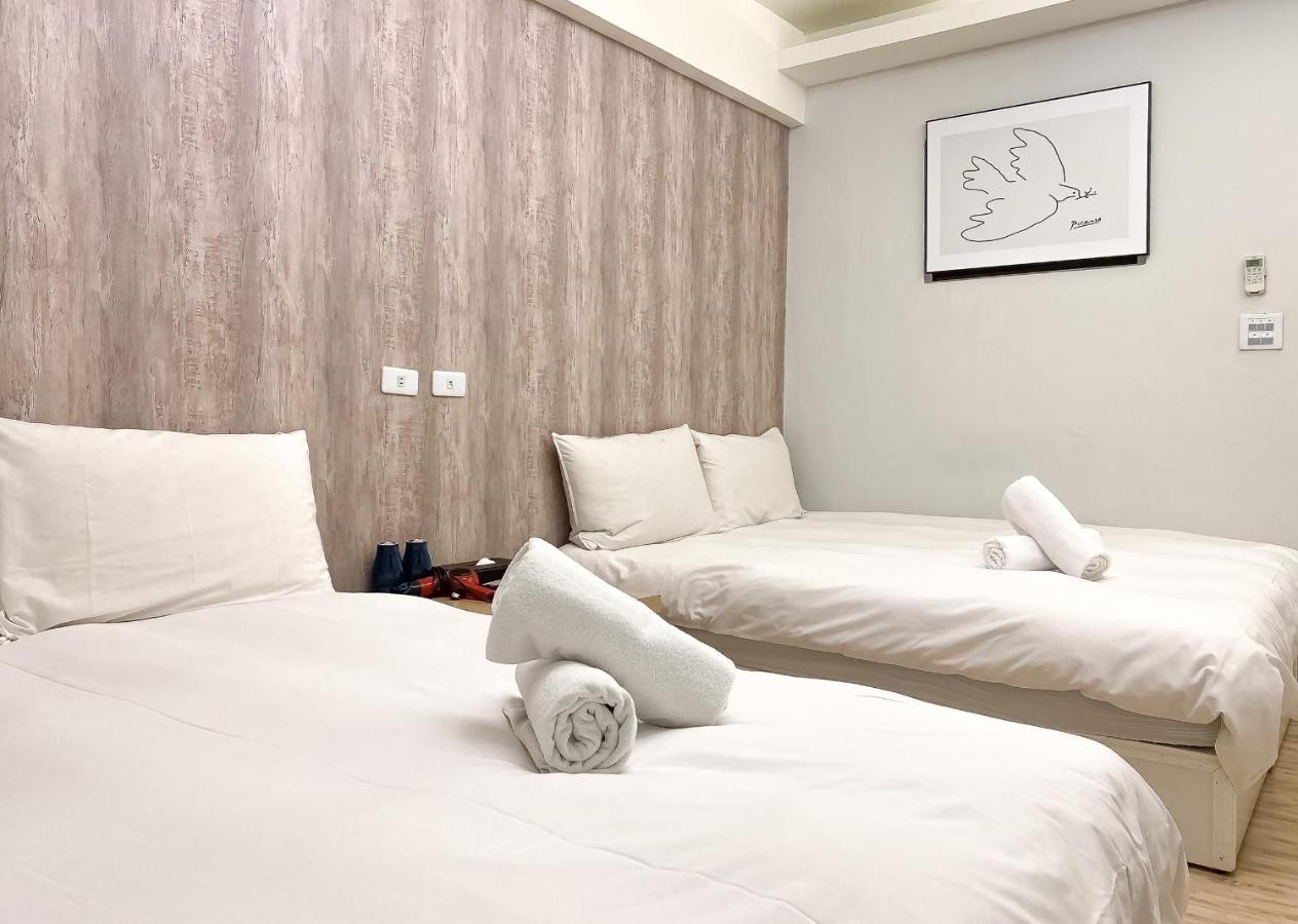 Fengjia Sleep Hotel Тайджун Екстериор снимка